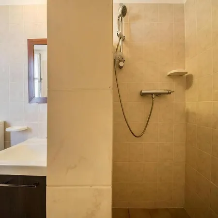 Condominio Bristol 221 公寓 比比翁