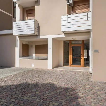 Condominio Bristol 221 Bibione